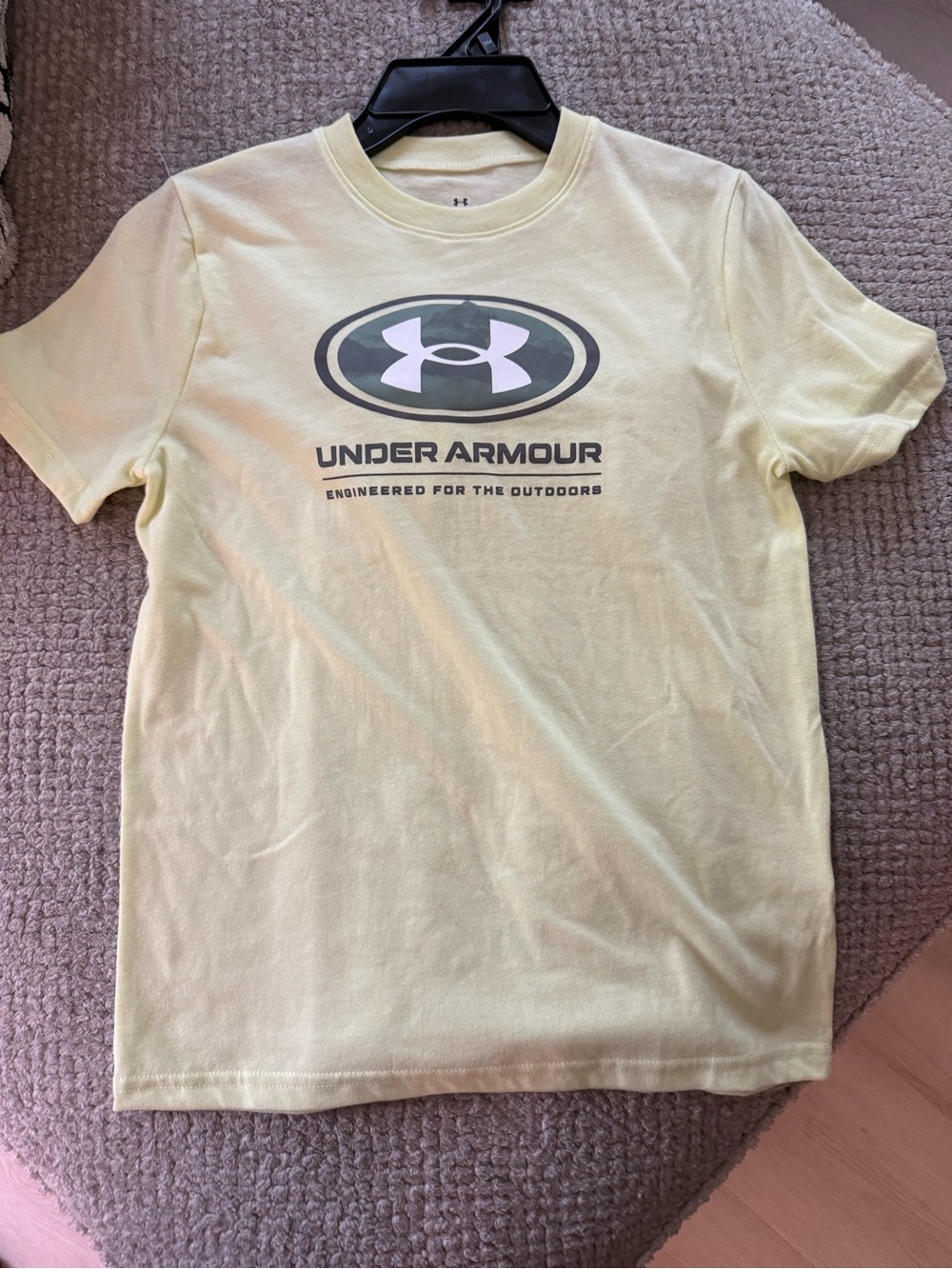 Under Armour Light Yellow Logo Crew Boys Set